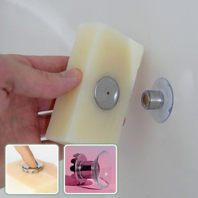 Porte savon aimanté fixé au mur avec savon blanc suspendu